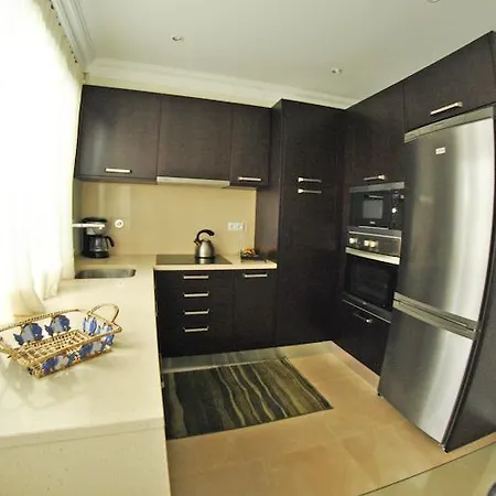 Ξενοδοχείο με διαμερίσματα 3 Praias 4*