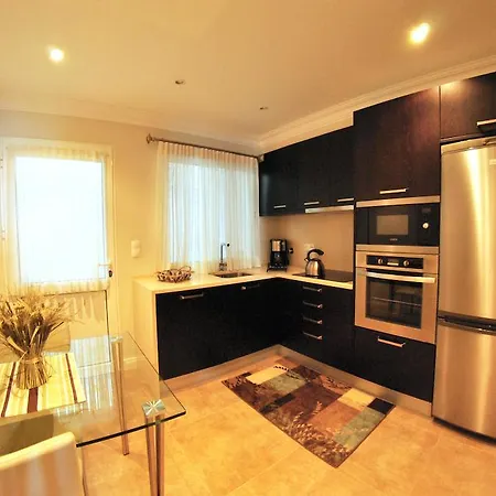 Ξενοδοχείο με διαμερίσματα 3 Praias Πόντα Ντελγκάντα