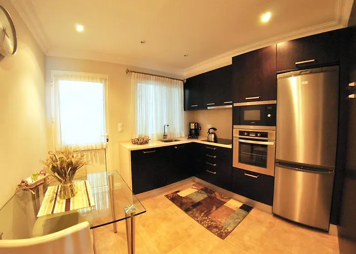 Ξενοδοχείο με διαμερίσματα 3 Praias Πόντα Ντελγκάντα